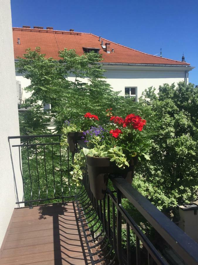 Kings Landing Apartament Apartment Krakow Ngoại thất bức ảnh